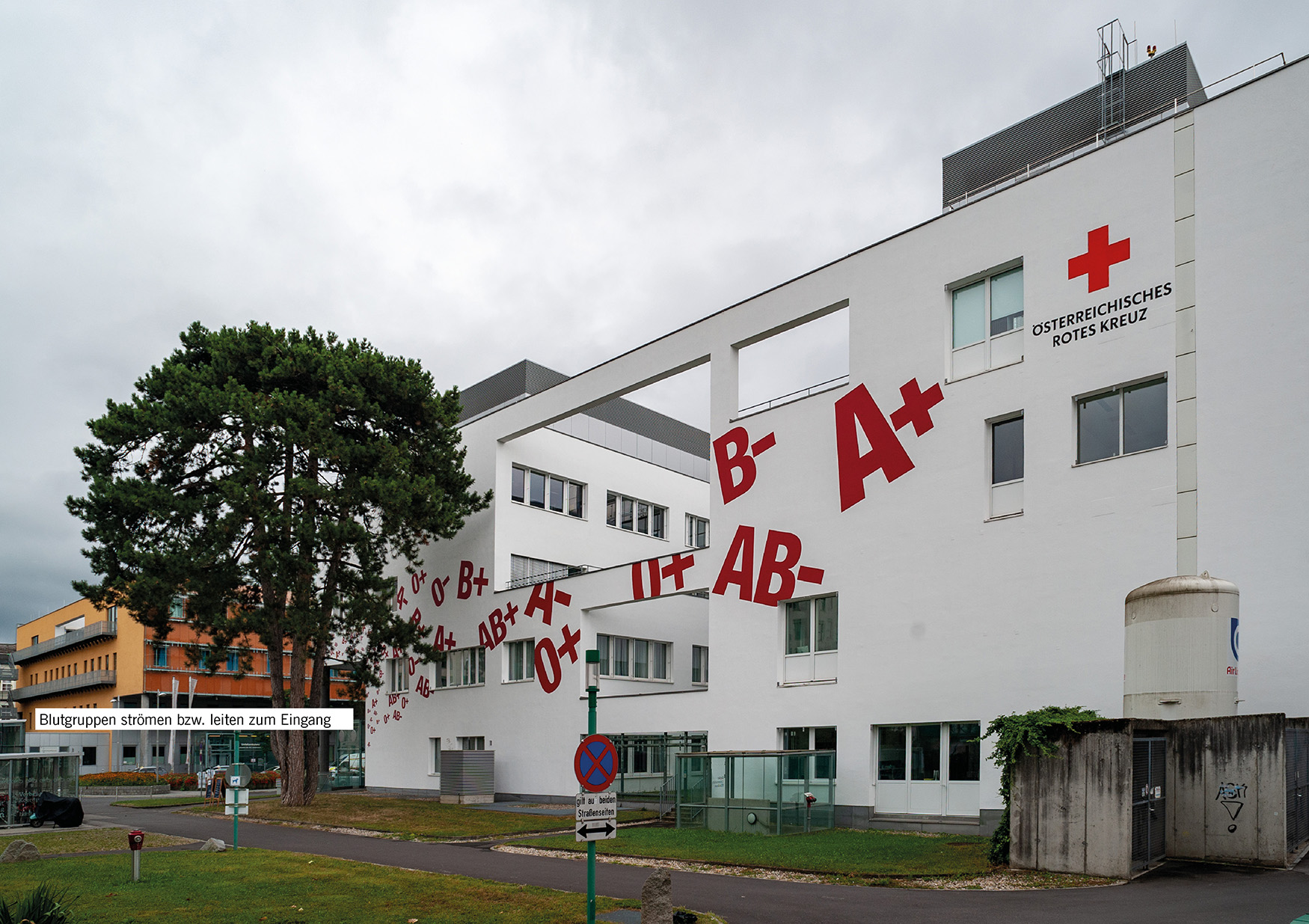 44 RK-BLUTZENTRALE2 jpg